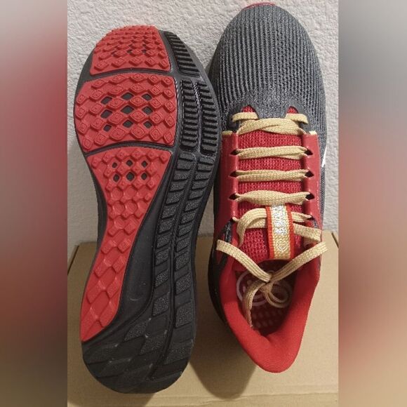 Nike Anthracite Zoom Pegasus 40 SF 49ers UNISEX  MEN SIZE 8.5” LADIES SIZE 10 - Picture 5 of 14